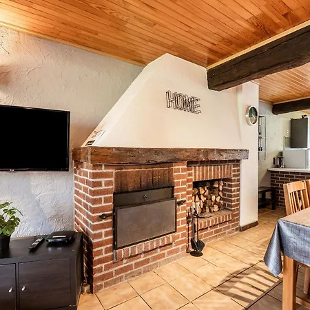 Peaceful Farmhouse, Lessive, Cleaning Included *