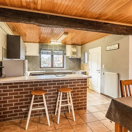 Peaceful Farmhouse, Lessive, Cleaning Included Lessive