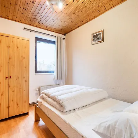 Peaceful Farmhouse, Lessive, Cleaning Included