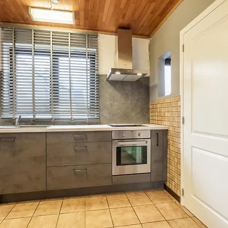 Peaceful Farmhouse, Lessive, Cleaning Included Holiday home *