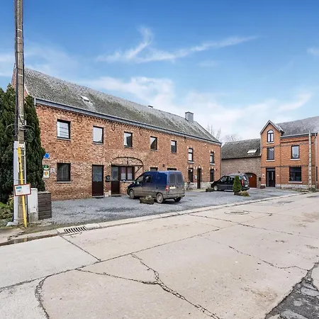 Peaceful Farmhouse, Lessive, Cleaning Included Holiday home *